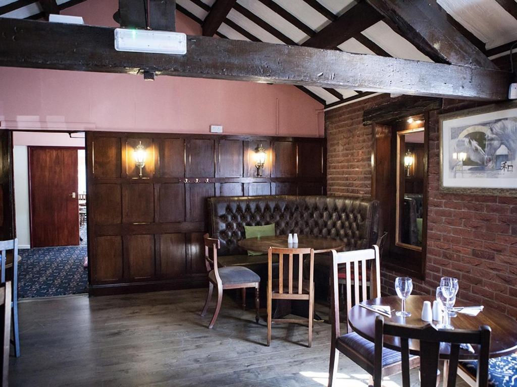 The Crewe Arms Hotel Kültér fotó