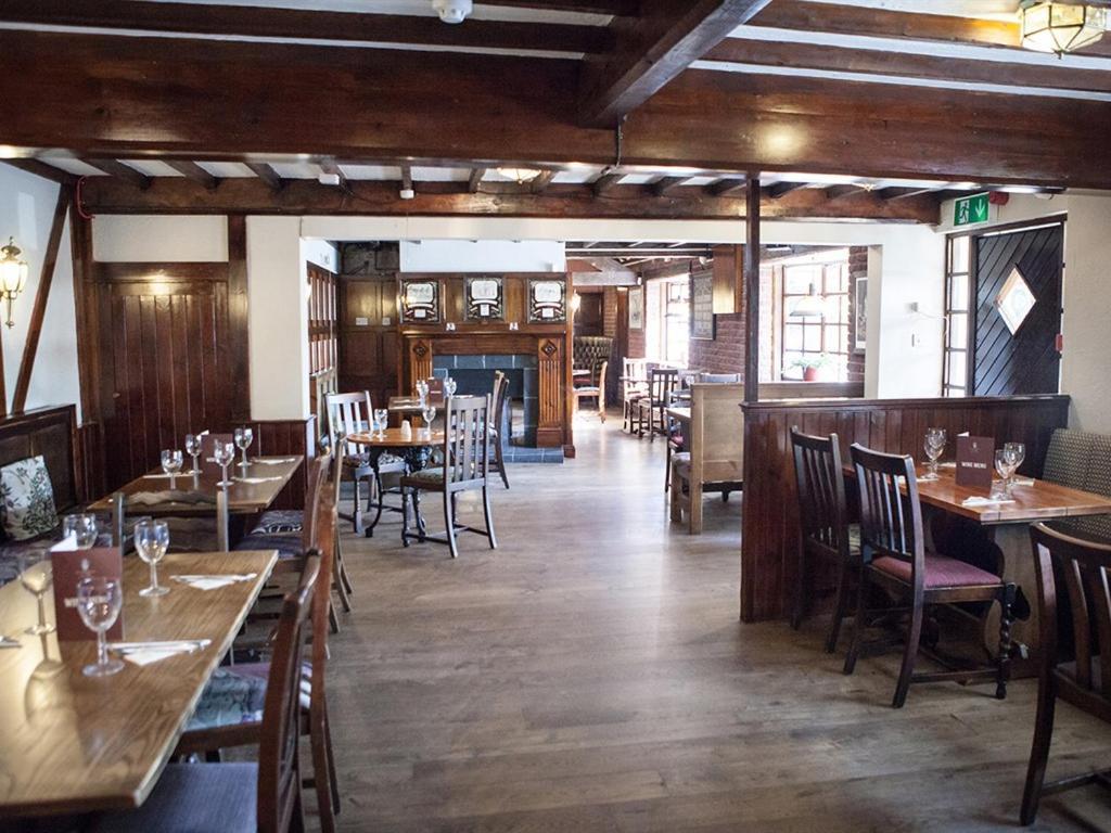The Crewe Arms Hotel Kültér fotó